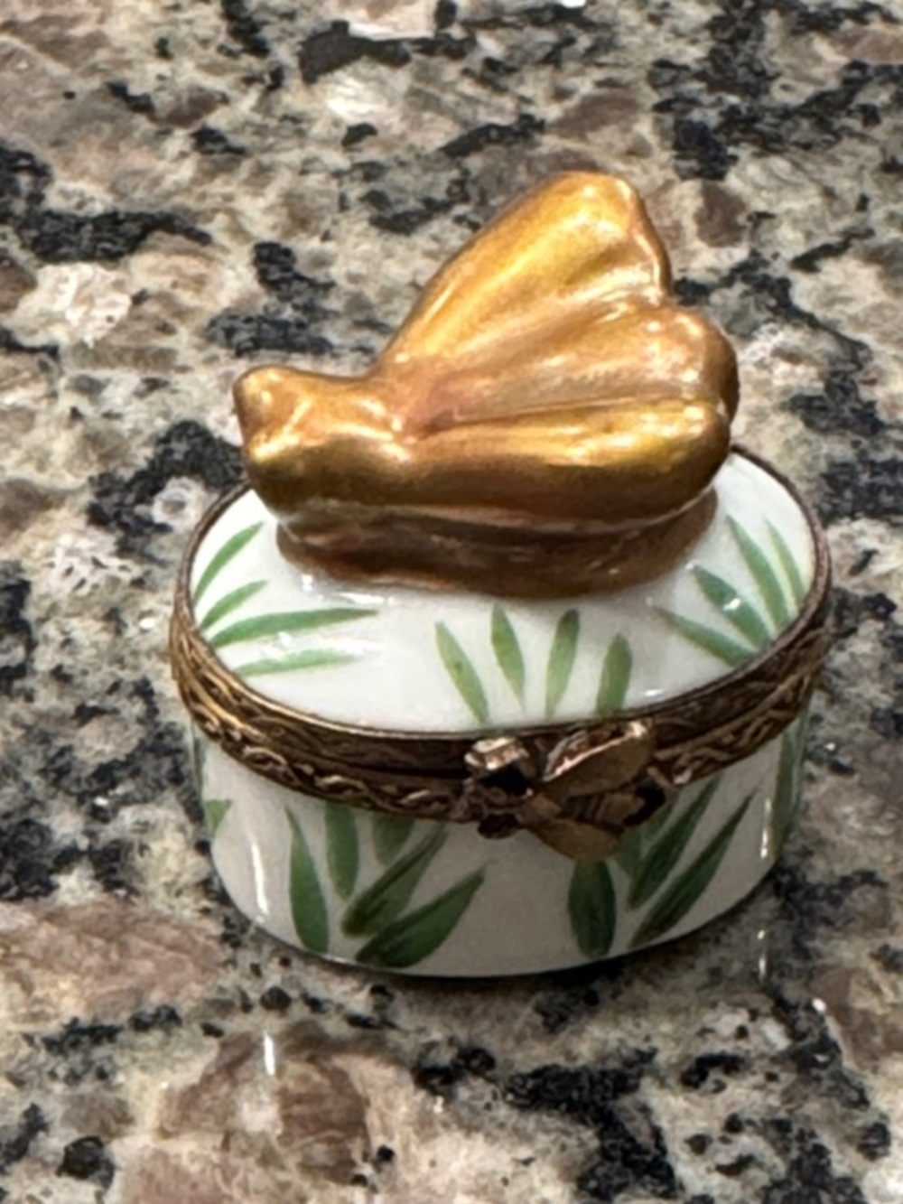 Limoges Gold Bumblebee Porcelain Trinket Box with Green Leaf Motif